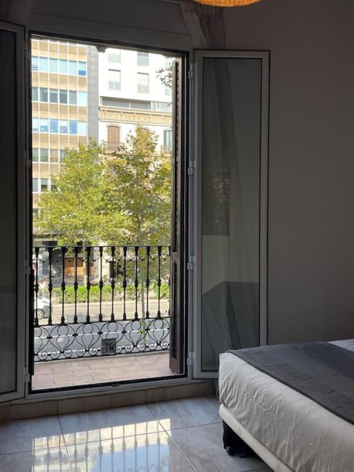 Appartamento Paseo De Gracia Gran Via De Les Corts Catalanes Barcellona Esterno foto